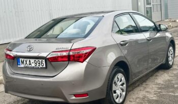 TOYOTA COROLLA Sedan 1.6 Lounge MAGYAR-VÉGIG MÁRKASZERVIZ-100eKM-2 TULAJDONOS-GARANCIA! teljes