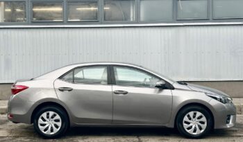 TOYOTA COROLLA Sedan 1.6 Lounge MAGYAR-VÉGIG MÁRKASZERVIZ-100eKM-2 TULAJDONOS-GARANCIA! teljes