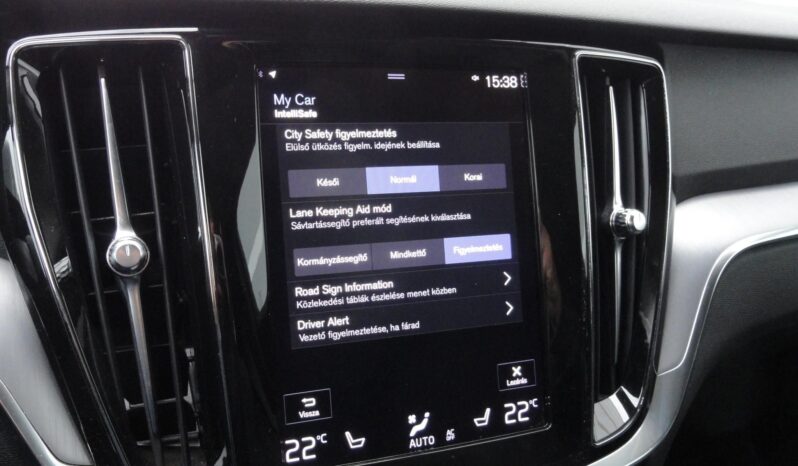VOLVO V60 2.0 [B4] MHEV Momentum Pro Geartronic MAGYARORSZÁGI-61eKm-1 ÉV GARANCIÁVAL!! teljes