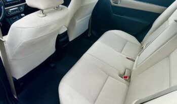 TOYOTA COROLLA Sedan 1.6 Lounge MAGYAR-VÉGIG MÁRKASZERVIZ-100eKM-2 TULAJDONOS-GARANCIA! teljes