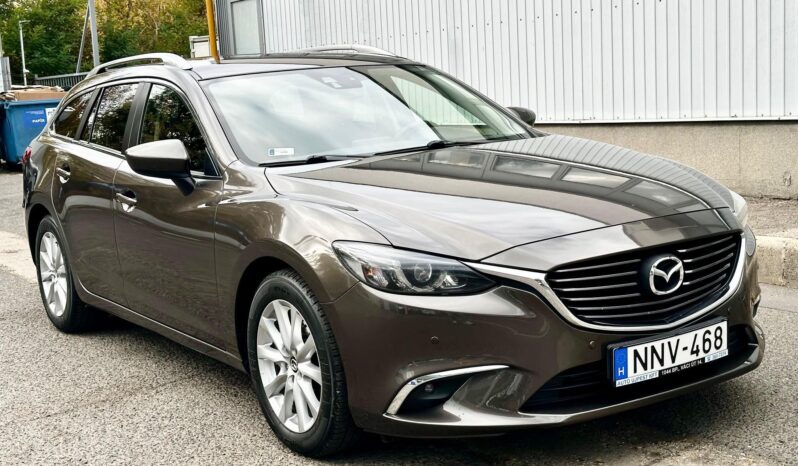 MAZDA 6 Sportkombi 2.2 CD Attraction MAGYAR-VEZ.SZ.KÖNYV-DIGIT KLIMA-PARKRADAR-ÜLÉSFŰTÉS !! teljes
