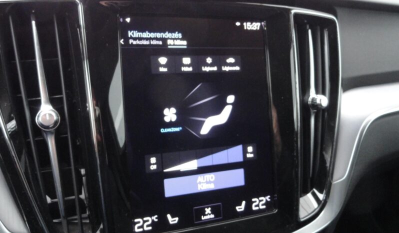 VOLVO V60 2.0 [B4] MHEV Momentum Pro Geartronic MAGYARORSZÁGI-61eKm-1 ÉV GARANCIÁVAL!! teljes