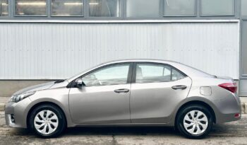 TOYOTA COROLLA Sedan 1.6 Lounge MAGYAR-VÉGIG MÁRKASZERVIZ-100eKM-2 TULAJDONOS-GARANCIA! teljes