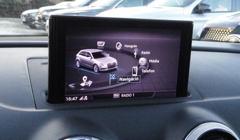 AUDI A3 Sportback 1.4 TFSI CoD Design S-tronic G-TRON teljes
