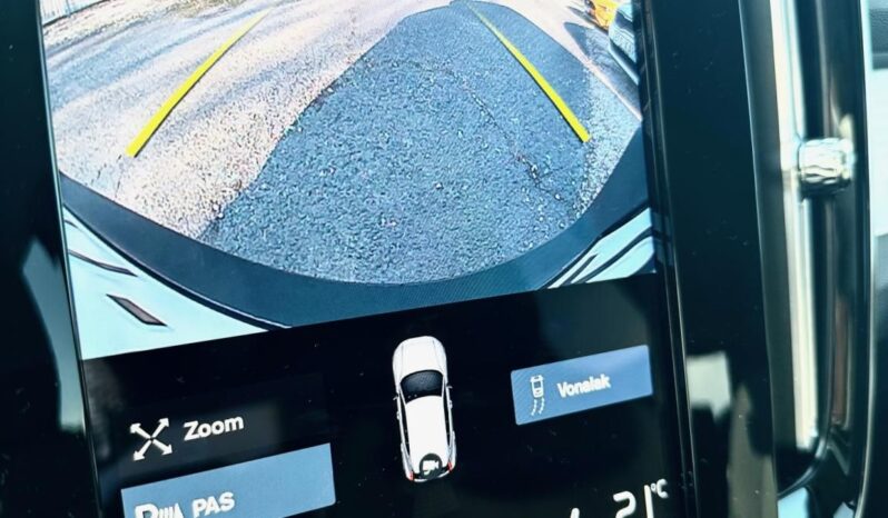 VOLVO XC40 1.5 [T3] Momentum Geartronic MAGYAR-VEZ.SZ.KÖNYV-61eKM-SÁVTARTÓ-TOL.KAMERA-ÜL.FŰTÉS-SÉR.MENTES-ÁFÁ-S! teljes