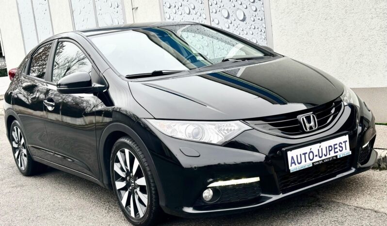 HONDA CIVIC 1.8 Sport VÉGIG VEZ.SZ.KÖNYV-TEMPOMAT-KAMERA-ÜLÉSFŰTÉS-HOLTTÉR! teljes