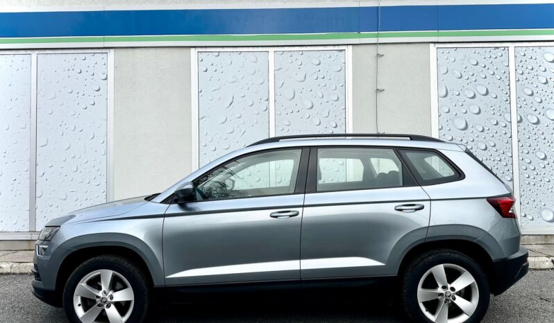 SKODA KAROQ 1.5 TSI ACT Style DSG MAGYAR-VEZ.SZ.KÖNYV-PANORÁMATETÖ-PARKRADAR-ÜLÉSFŰTÉS-SZALON ÁLLAPOT teljes