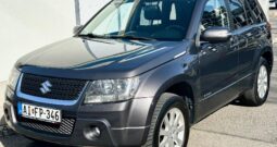 SUZUKI GRAND VITARA 2.4 JLX-EL VEZ.SZ.KÖNYV-TEMPOMAT-ÜLÉSFŰTÉS-NAPFÉNYTETŐ!