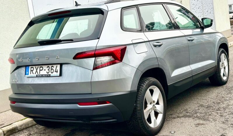 SKODA KAROQ 1.5 TSI ACT Style DSG MAGYAR-VEZ.SZ.KÖNYV-PANORÁMATETÖ-PARKRADAR-ÜLÉSFŰTÉS-SZALON ÁLLAPOT teljes