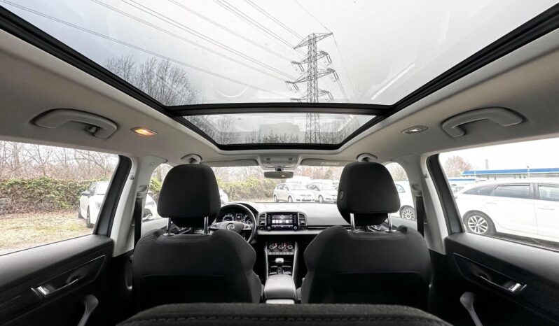 SKODA KAROQ 1.5 TSI ACT Style DSG MAGYAR-VEZ.SZ.KÖNYV-PANORÁMATETÖ-PARKRADAR-ÜLÉSFŰTÉS-SZALON ÁLLAPOT teljes
