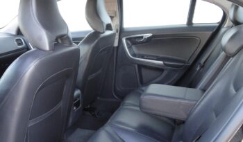 VOLVO S60 2.0 D [D2] Momentum Geartronic BŐR-TEMPOMAT-NAVI-126e Km-1 ÉV GARANCIÁVAL! teljes