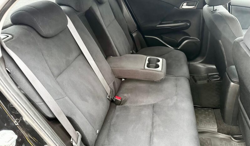 HONDA CIVIC 1.8 Sport VÉGIG VEZ.SZ.KÖNYV-TEMPOMAT-KAMERA-ÜLÉSFŰTÉS-HOLTTÉR! teljes