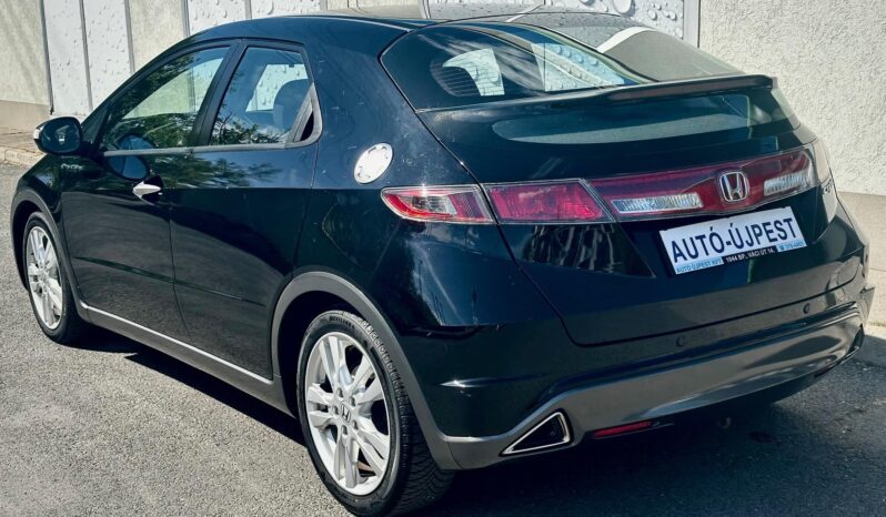 HONDA CIVIC 1.8 Sport VEZ.SZ.KÖNYV-DIGIT KLÍMA-TEMPOMAT-SÉRÜLÉSMENTES! teljes