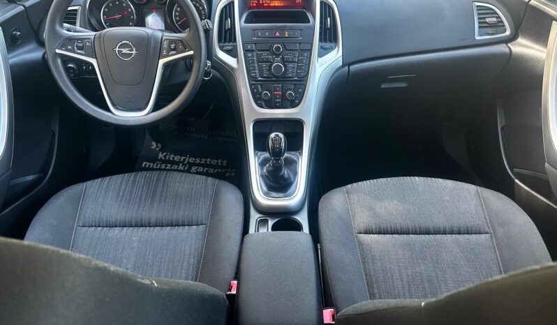 OPEL ASTRA J 1.6 Enjoy VEZ.SZERVIZKÖNYV-140eKM-KLIMA-TEMPOMAT-SÉRÜLÉSMENTES !! teljes