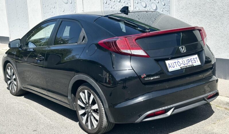 HONDA CIVIC 1.8 Sport VÉGIG VEZ.SZ.KÖNYV-TEMPOMAT-KAMERA-ÜLÉSFŰTÉS-HOLTTÉR! teljes