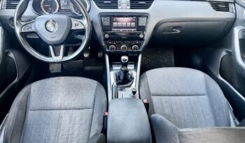 SKODA OCTAVIA Combi 1.6 CR TDI Style MAGYAR.VEZ.SZ.KÖNYV-DIGITKLIMA-TEMPOMAT-TOL.RADAR-ÜLÉSFŰTÉS !! teljes