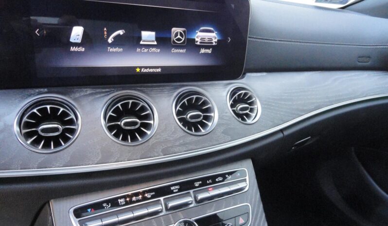 MERCEDES-BENZ CLS 450 EQ Boost 4Matic 9G-TRONIC AMG-BÖR-NAVI-KAMERA-BURMESTER-Mo-i-135eKm! teljes