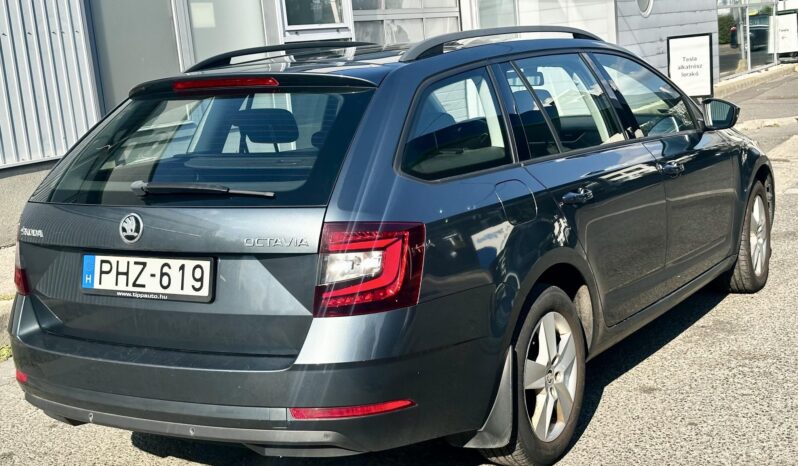 SKODA OCTAVIA Combi 1.6 CR TDI Style MAGYAR.VEZ.SZ.KÖNYV-DIGITKLIMA-TEMPOMAT-TOL.RADAR-ÜLÉSFŰTÉS !! teljes