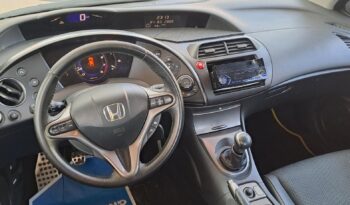 HONDA CIVIC 1.8 Sport VEZ.SZ.KÖNYV-DIGIT KLIMA-TEMPOMAT-TOL.RADAR-158e KM !!! teljes
