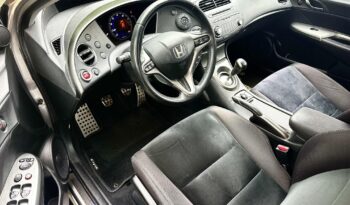 HONDA CIVIC 1.8 Sport VEZ.SZERVÍZKÖNYV-139eKM-TEMPOMAT-TOLATÓRADAR-SÉR.MENTES teljes