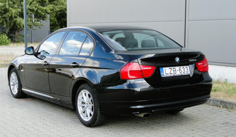 BMW 320d TEMPOMAT-ÜLÉSFŰTÉS-XENON-Mo-i-NAGYSZERVÍZ ELVÉGEZVE!! teljes