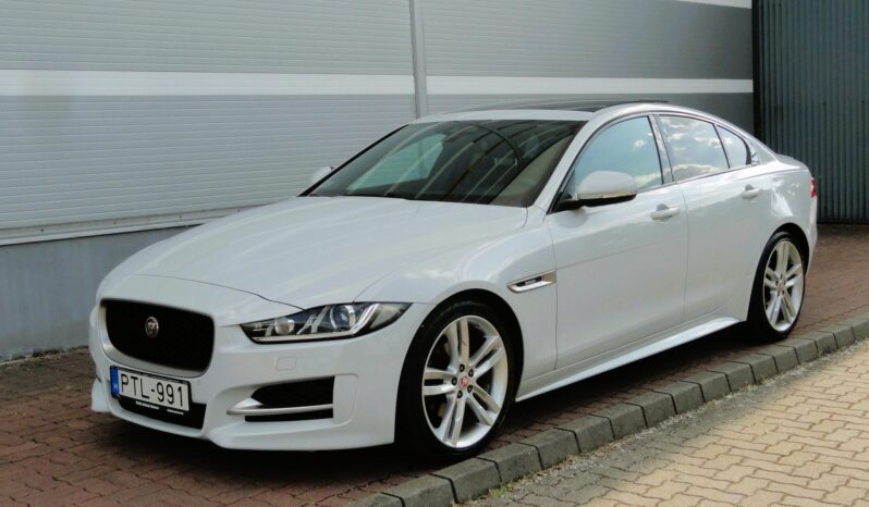 JAGUAR XE 2.0 l4D R-Sport (Automata) NAVI-KAMERA-F1-EL.TETŐ-VEZETÉSTÁMOGATÓ-Mo-i-1 ÉV GARANCIÁVAL!! teljes