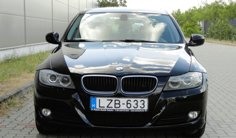 BMW 320d TEMPOMAT-ÜLÉSFŰTÉS-XENON-Mo-i-NAGYSZERVÍZ ELVÉGEZVE!! teljes