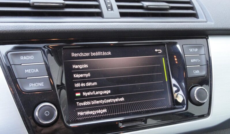 SKODA FABIA 1.0 MPI Ambition TEMPOMAT-ÜLÉSFŰTÉS-TOLATÓRADAR-Mo-i-1 ÉV GARANCIÁVAL! teljes