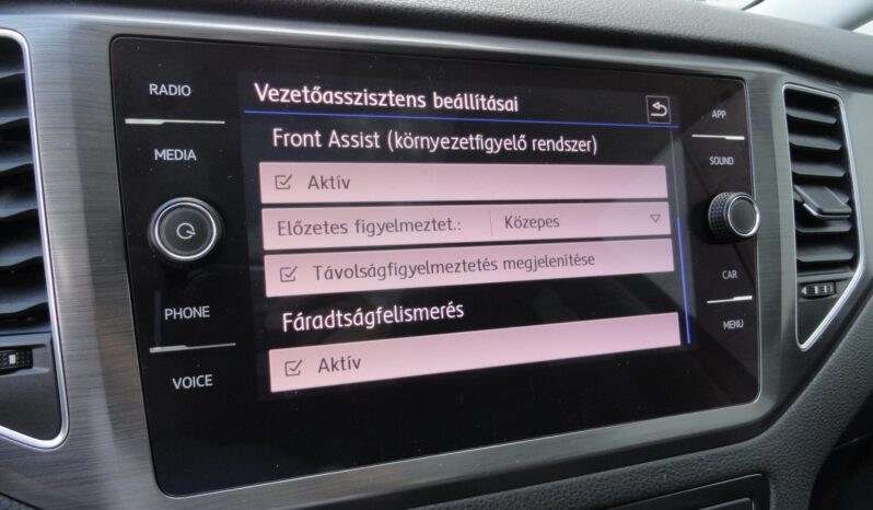 VOLKSWAGEN GOLF SPORTSVAN 1.5 TSI ACT Comfortline PANORÁMATETŐ-ÜLÉSFŰTÉS-Mo i-97eKm-1 ÉV GARANCIÁVAL! teljes