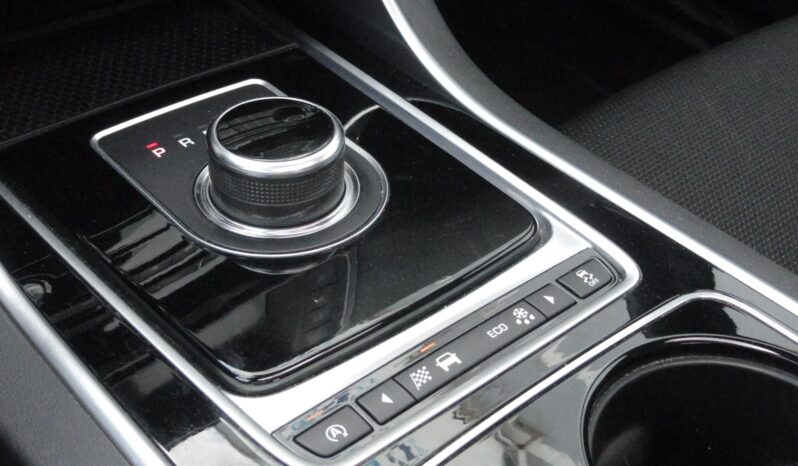 JAGUAR XE 2.0 l4D R-Sport (Automata) NAVI-KAMERA-F1-EL.TETŐ-VEZETÉSTÁMOGATÓ-Mo-i-1 ÉV GARANCIÁVAL!! teljes