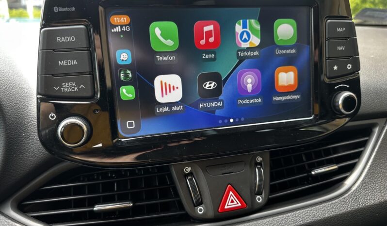 HYUNDAI I30 Fastback 1.4 T-GDi Premium MAGYAR-84eKM-KAMERA-CARPLAY-FÉLBŐR-ÜLÉSFŰTÉS-1TULAJ-GARANCIA! teljes