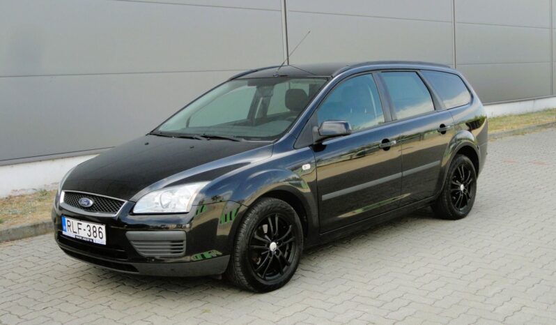FORD FOCUS 1.6 Ambiente KOMBI-KLÍMA-MEGKÍMÉLT ÁLLAPOT! teljes