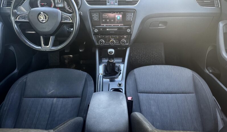 SKODA OCTAVIA Combi 1.6 CR TDI Style MAGYAR.VEZ.SZ.KÖNYV-DIGITKLÍMA-TEMPOMAT-TOL.RADAR-ÜLÉSFŰTÉS! teljes