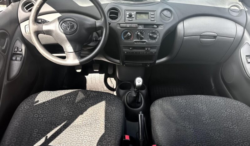 TOYOTA YARIS 1.0 Blue MAGYAR-GARANTÁLT KM-RENDSZERESEN SZERVIZELT-MŰSZAKI:2027.12-IG! teljes