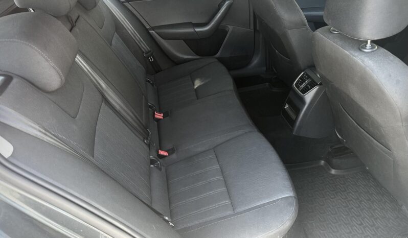 SKODA OCTAVIA Combi 1.6 CR TDI Style MAGYAR.VEZ.SZ.KÖNYV-DIGITKLÍMA-TEMPOMAT-TOL.RADAR-ÜLÉSFŰTÉS! teljes