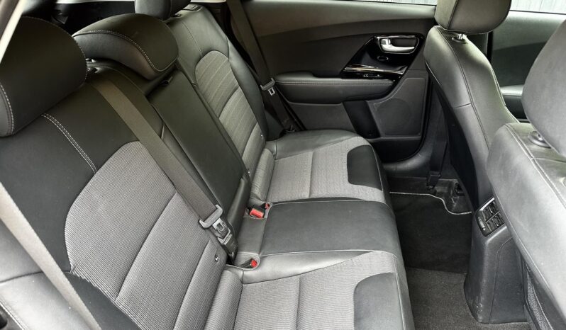 KIA NIRO HEV 1.6 GDI Platinum DCT MAGYAR-SÁVTARTÓ-ADAPTÍV TEMPOMAT-CARPLAY-4XÜLÉSFŰTÉS-EGY TULAJ-GYÁRI GARANCIA! teljes