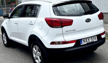 KIA SPORTAGE 1.6 GDI LX Navi Moi-VEZ.SZ.KÖNYV-140eKM-KAMERA-4XÜL.FŰTÉS-GARANCIA! teljes