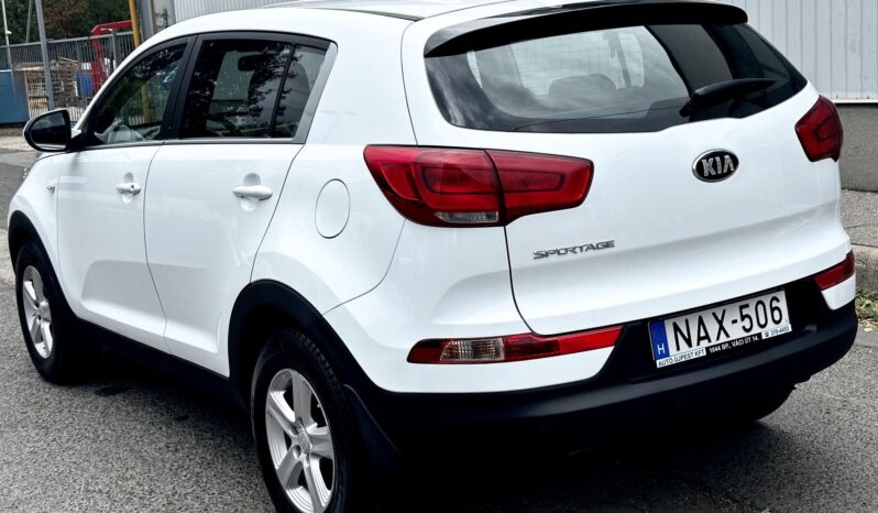 KIA SPORTAGE 1.6 GDI LX Navi Moi-VEZ.SZ.KÖNYV-140eKM-KAMERA-4XÜL.FŰTÉS-GARANCIA! teljes