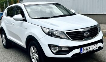 KIA SPORTAGE 1.6 GDI LX Navi Moi-VEZ.SZ.KÖNYV-140eKM-KAMERA-4XÜL.FŰTÉS-GARANCIA! teljes