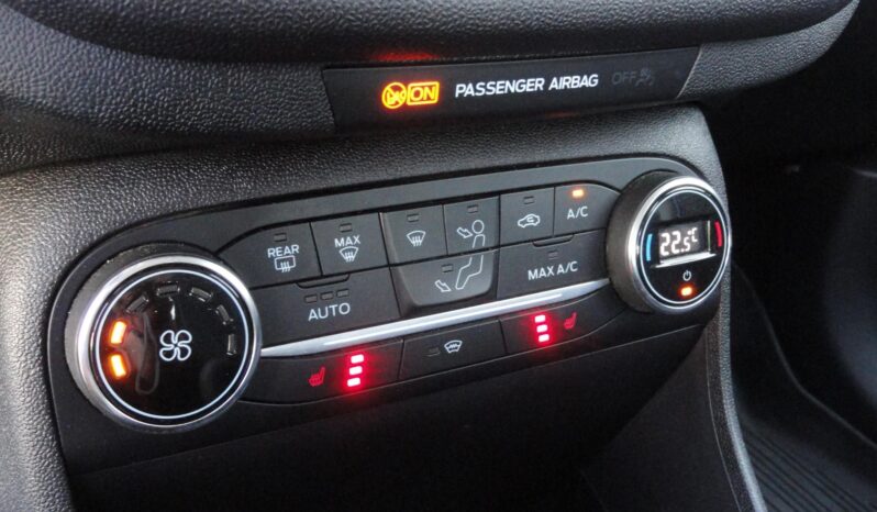 FORD FIESTA 1.1 Technology DIGIT KLÍMA-ÜLÉSFŰTÉS-TOLATÓRADAR-Mo-i-53eKm-1 ÉV GARANCIÁVAL!! teljes