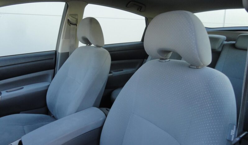 TOYOTA PRIUS 1.5 HSD (Automata) VEZETETT SZERVÍZKÖNYV!! teljes