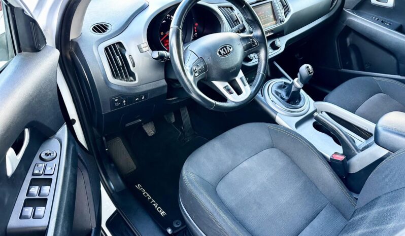 KIA SPORTAGE 1.6 GDI LX Navi Moi-VEZ.SZ.KÖNYV-140eKM-KAMERA-4XÜL.FŰTÉS-GARANCIA! teljes