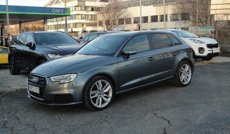 AUDI A3 Sportback 1.4 TFSI CoD Design S-tronic G-TRON teljes